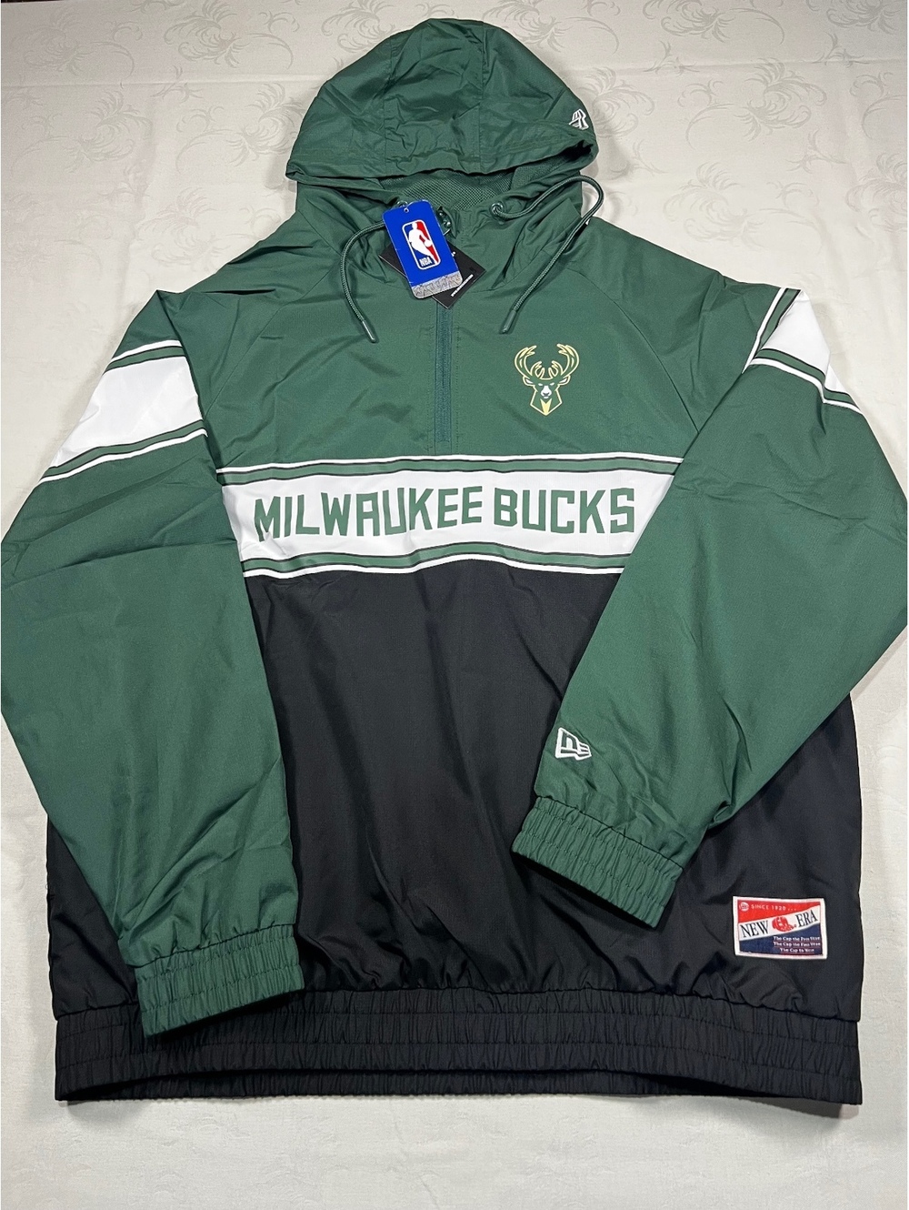 New Era Milwaukee Bucks Anorak Pullover Windbreaker Jacket Green Black Sz Large